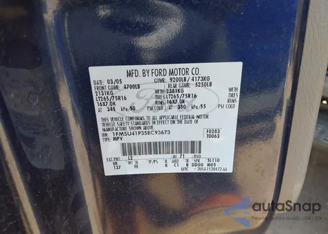 2005 Ford Excursion Xls/Xlt z USA, uszkodzony, nr VIN 1FMSU41P35EC93673